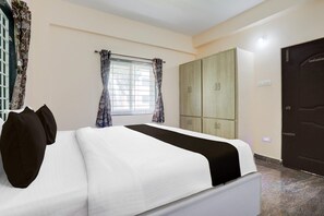 Room - Collection O Tirupati Railway Tirumala Ghat (Tirupati)