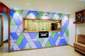 Lobby - Townhouse Oak New Nashik Highway 4 (Mumbai)