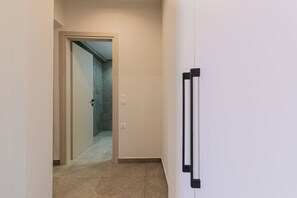 Interior - DeMar No 2 by RentalsPro - Agios Nikolaos (Agios Nikolaos)