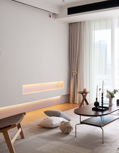 Perfect 3-bedroom apartment with AC 50m to Metro Prime Shanghai Location