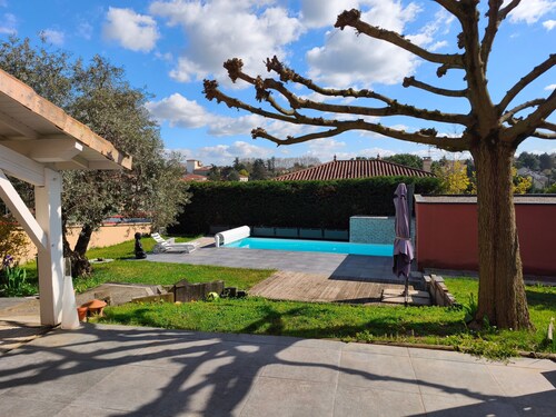 Villa « Laurent » avec piscine privée aux portes de Lyon