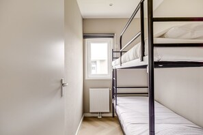 3 bedrooms, WiFi