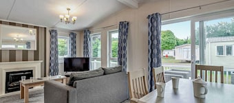 Dlx Lodge. Park ens deck sea vw hot tub