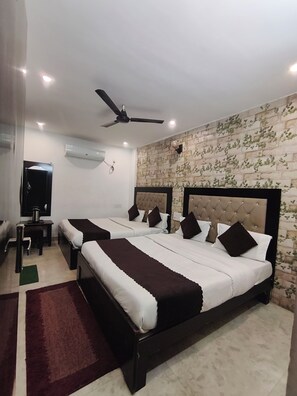 Habitación cuádruple familiar | Wifi gratis 