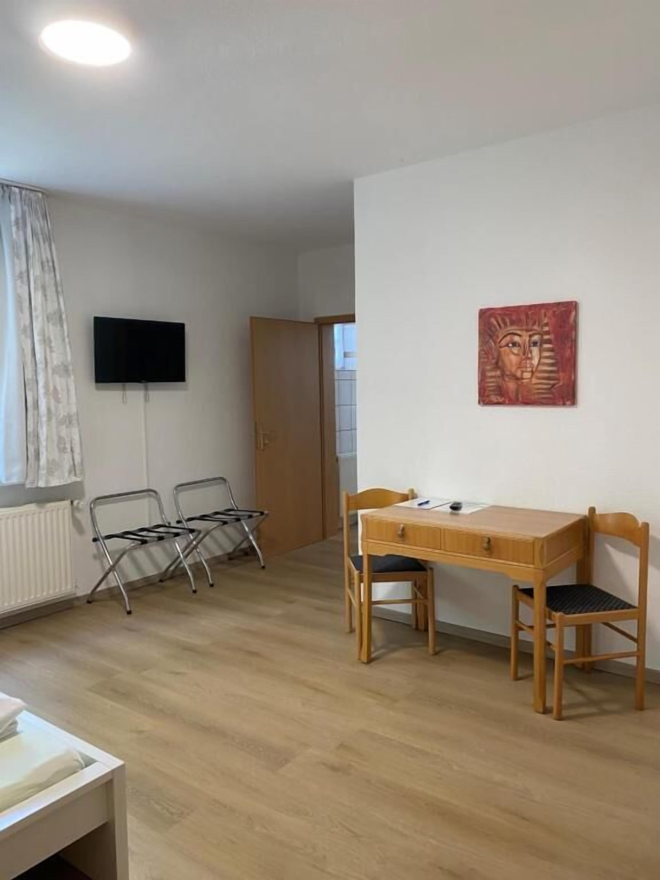 Double Room, Garden View | Interior