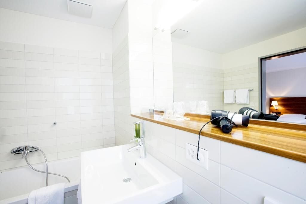 Comfort-Doppelzimmer | Badezimmer