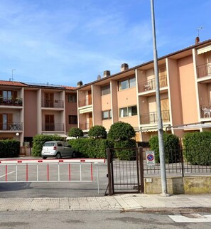 Exterior - M462 - Marcelli, three-room apartment near the sea (Marcelli)
