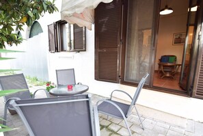 Outdoor dining - Summer Colours Home by RentalsPro - Kallithea Halkidiki (Kallithea)
