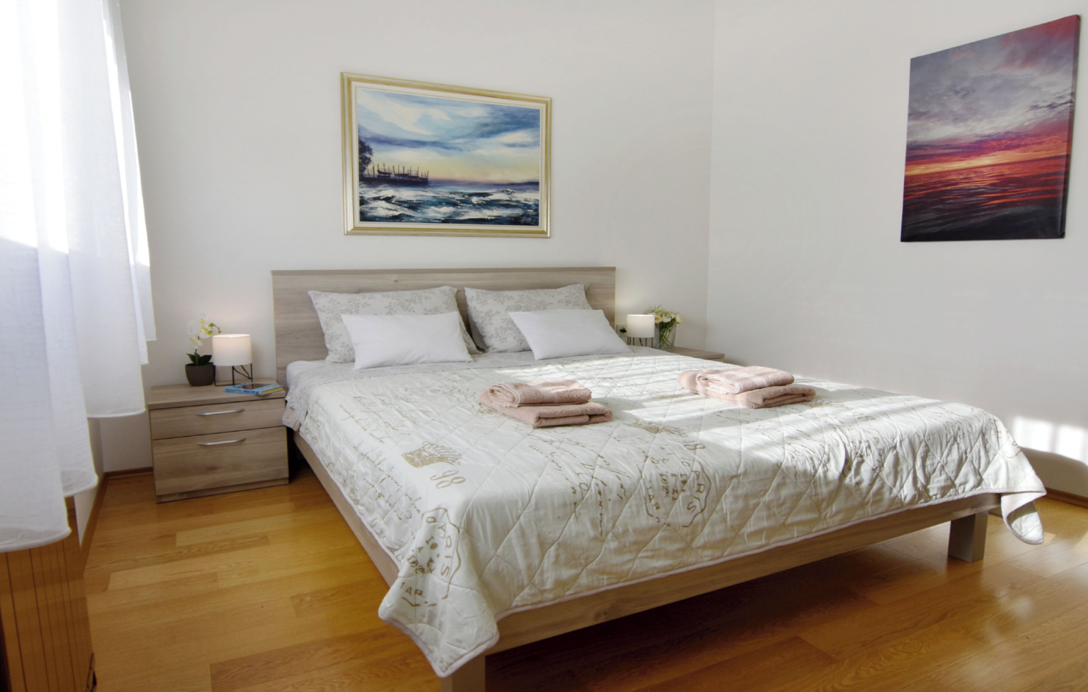 1 habitación, acceso a internet y ropa de cama 