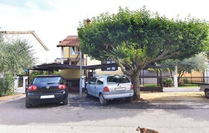 Property grounds - Quiet stay with garden view (Umag)