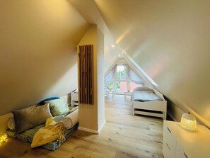 2 habitaciones, cuna de viaje, wifi y ropa de cama 
