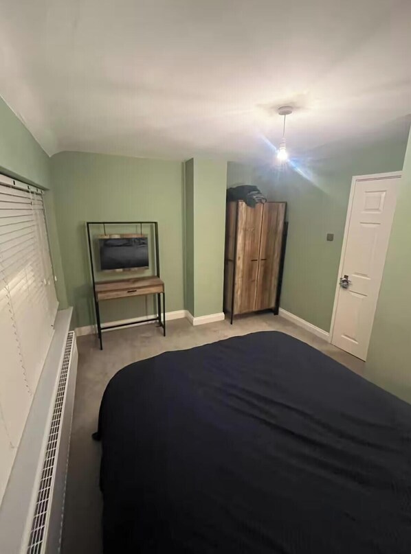 2 Schlafzimmer, Bügeleisen/Bügelbrett, WLAN, Bettwäsche