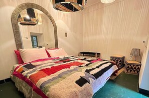 6 bedrooms, bed sheets - Paradise Riad in Marrakech Medina with Rooftop Terrace, sleeps 12 (Marrakech)