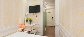HANOI SILK CLASSY HOTEL & TRAVEL  