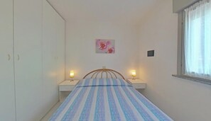 Internet - Convenient central apartment (Lignano Sabbiadoro)