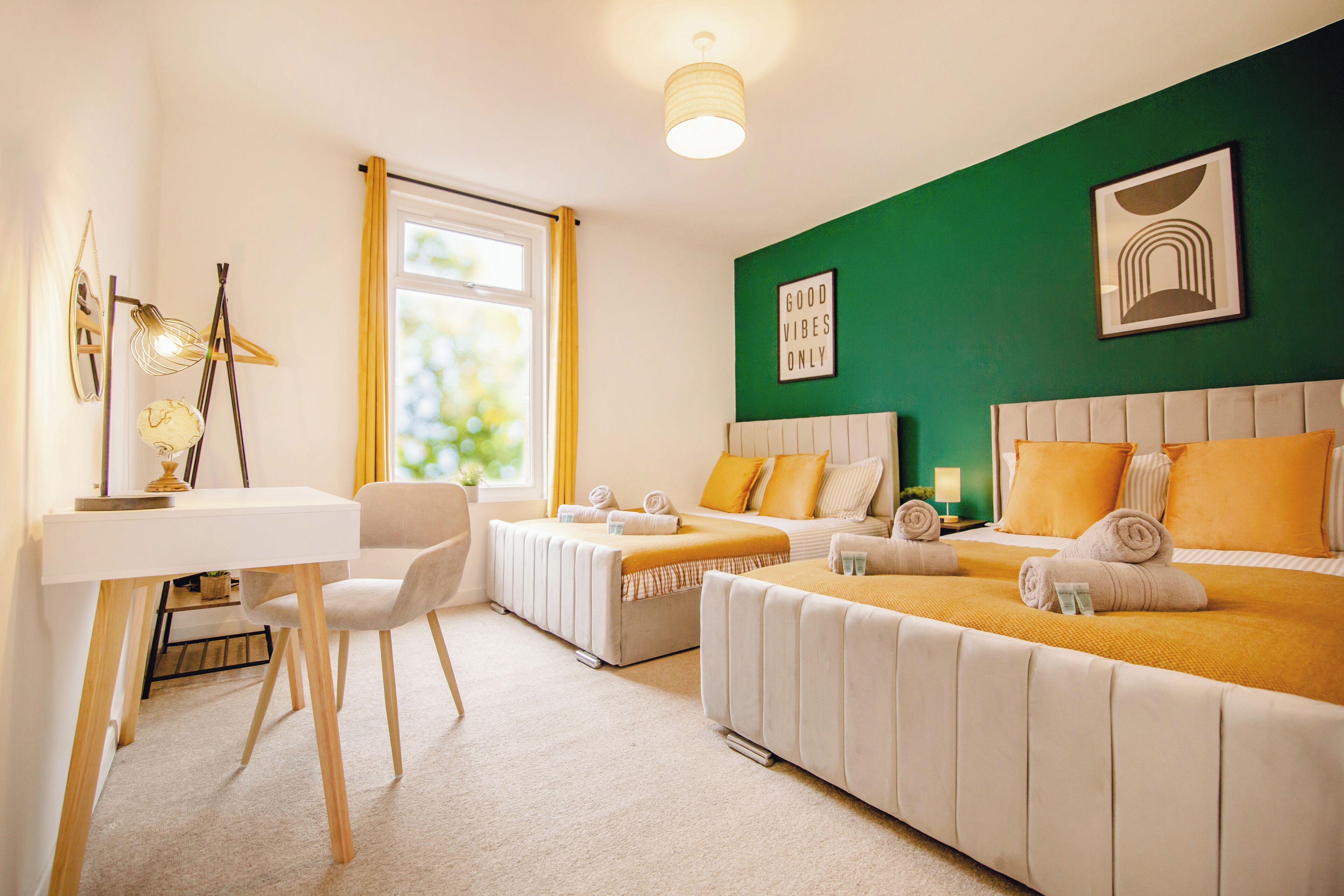 3 bedrooms, desk, iron/ironing board, free WiFi