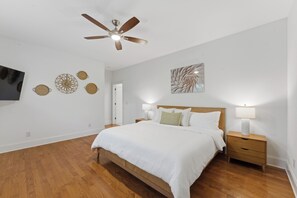 5 chambres, lit parapluie, Wi-Fi gratuit, draps fournis