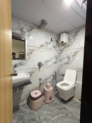 Quarto casal luxo, vista para a cidade | Banheiro