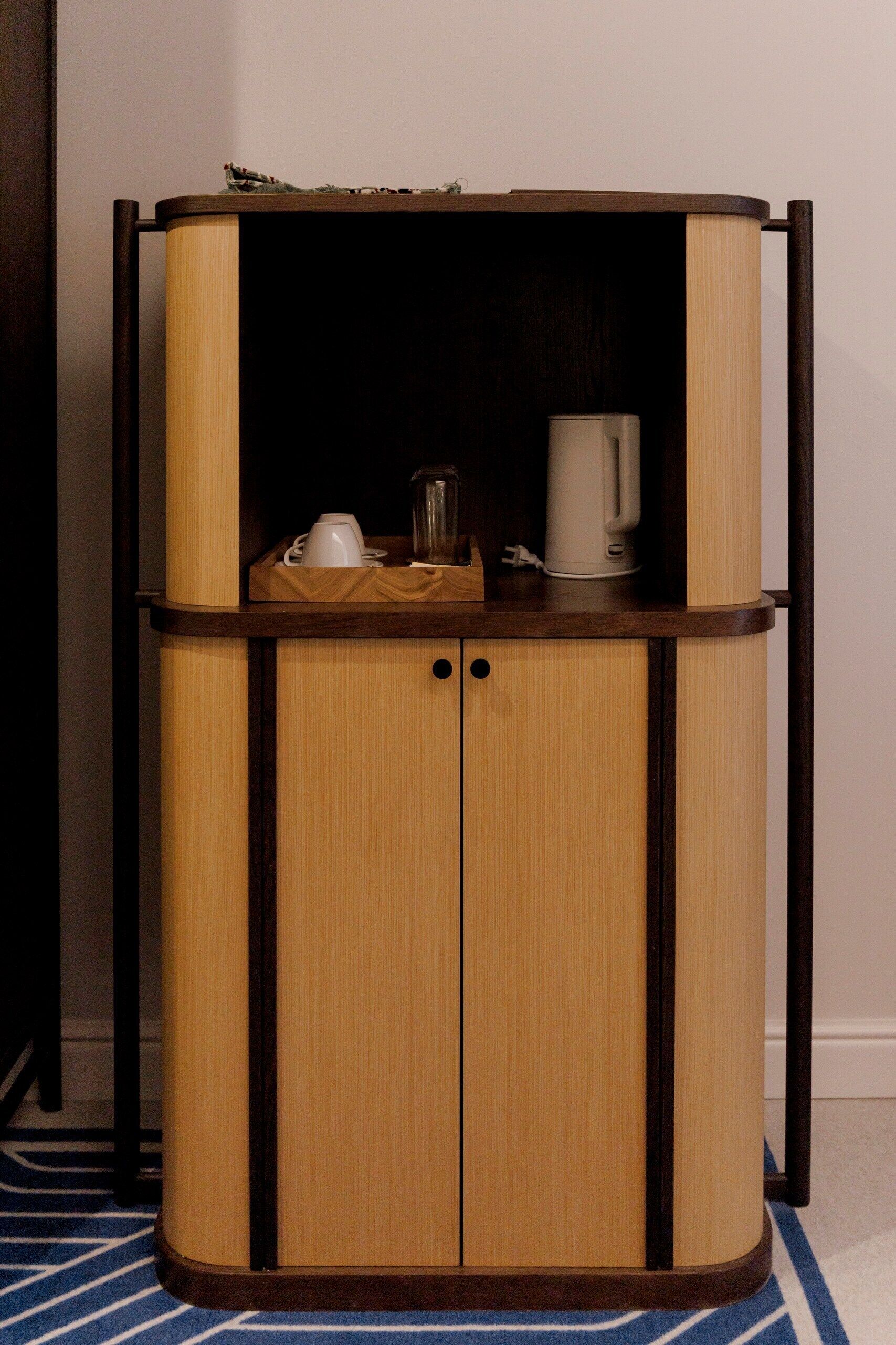 Deluxe Double Room, City View | Interior
