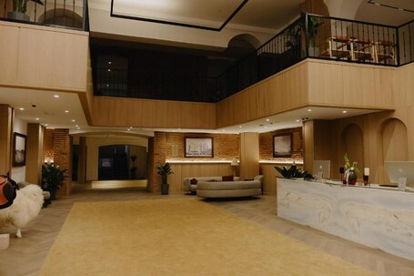 Lobby. Pana Unique Semey
