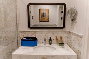 Executive-Suite, Stadtblick | Badezimmer