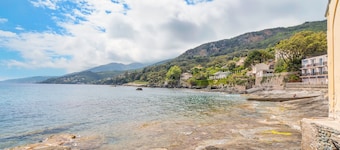 “Sea View” Apartment with Wi-Fi, Air Conditioning, and Stunning Panoramic Views