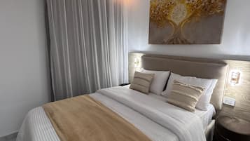 1 bedroom, iron/ironing board