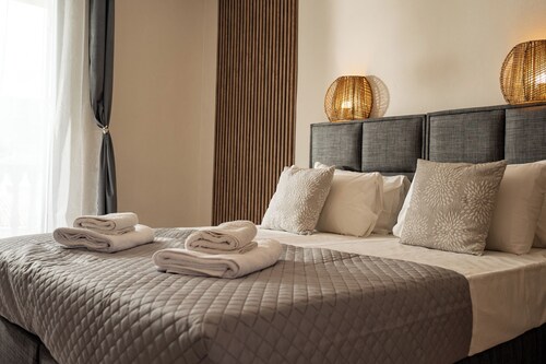Aggire Summer Suites