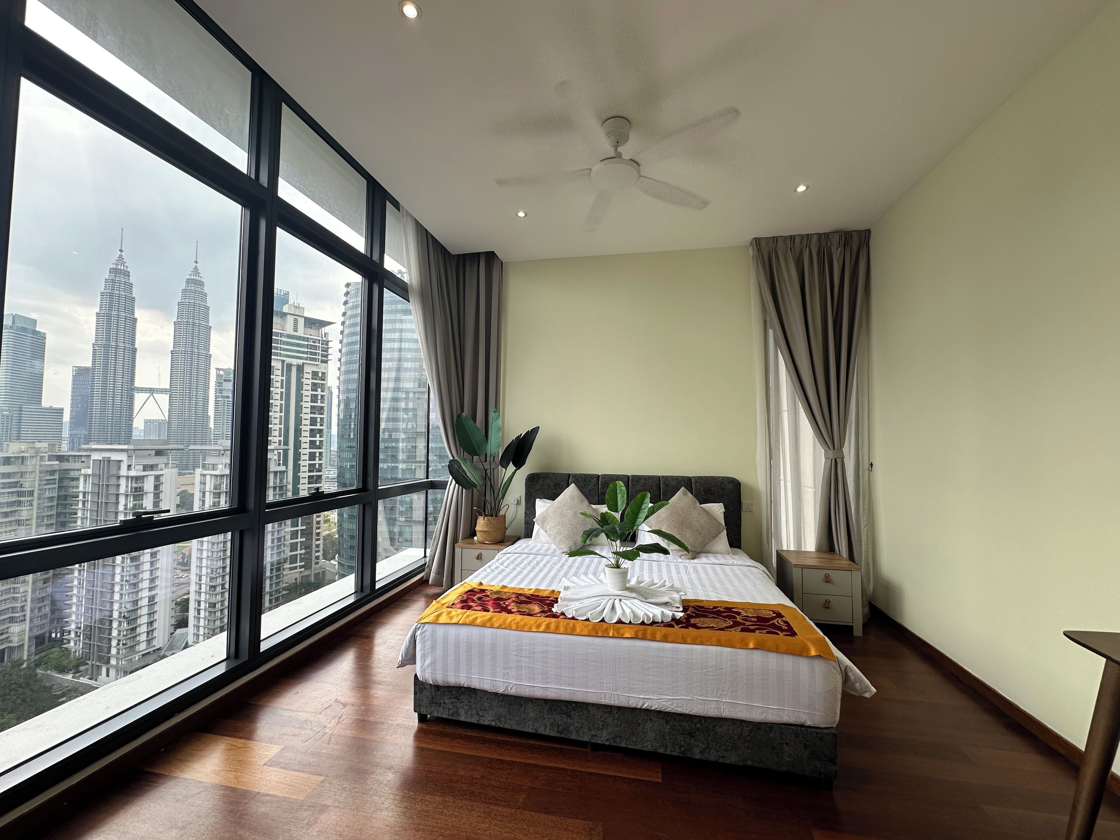 Deluxe Apartment, Balcony, City View