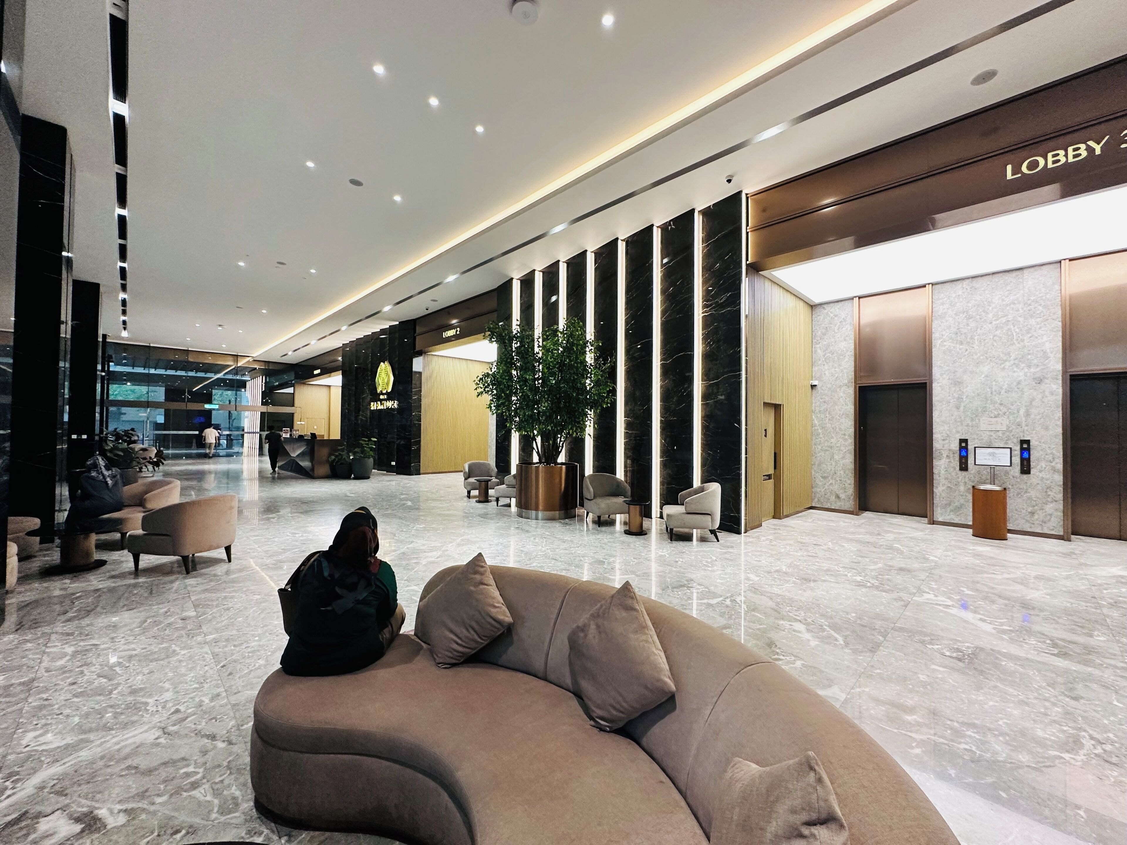 Luxury Double Room, Balcony | Lobby