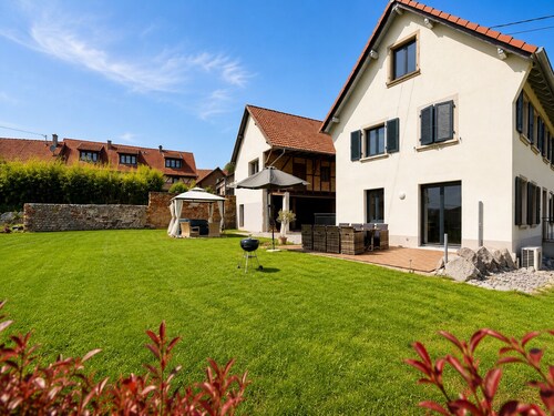 Maison Contemporaine Haut Standing - 4 Chambres, Terrasse & Espace Vert