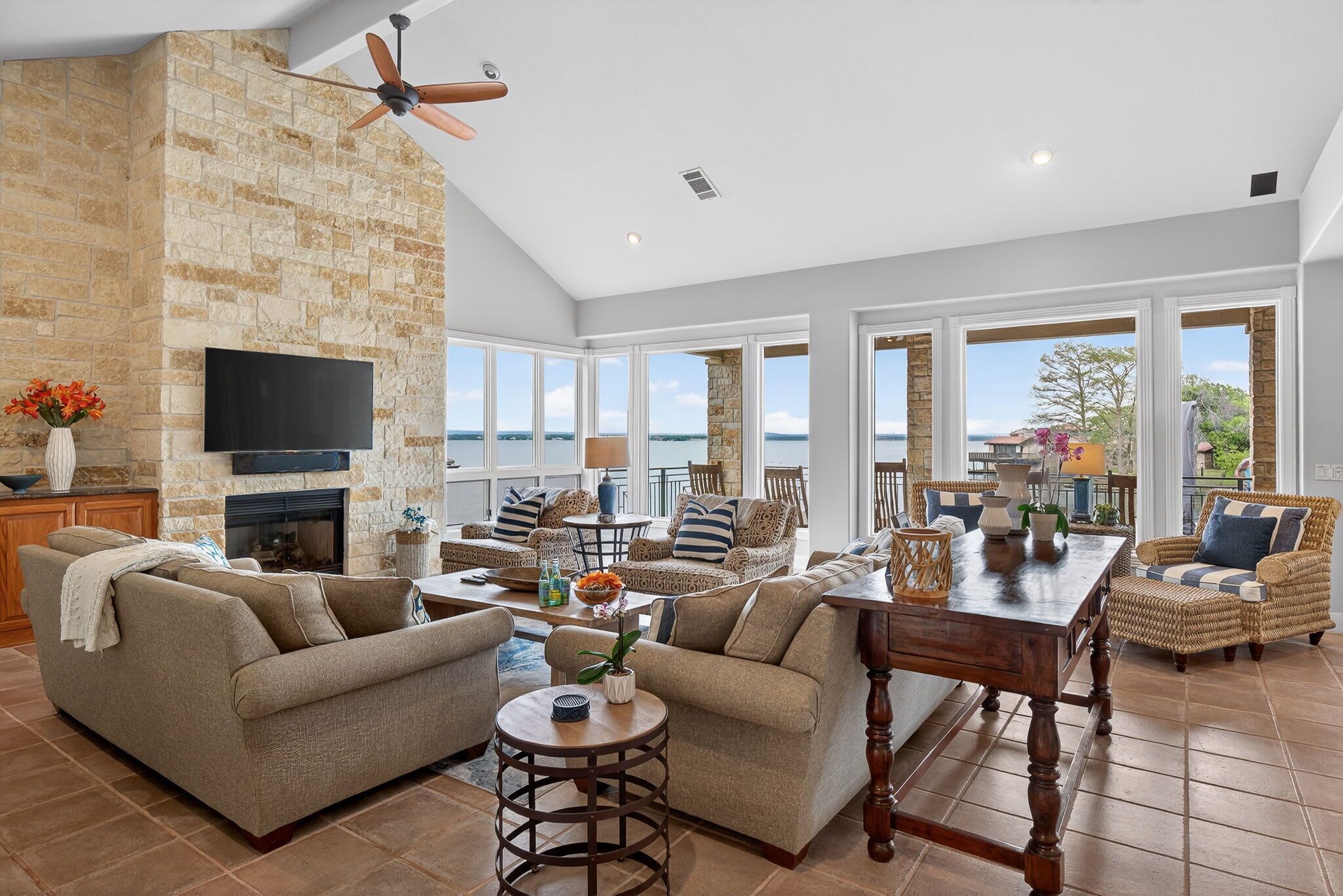 Smart TV, fireplace, video games, stereo