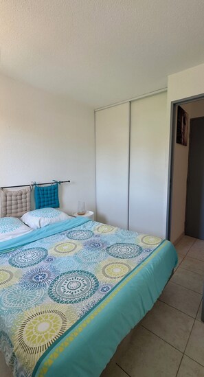 Room - Charming T2 apartment in Cap d'Agde (Agde)