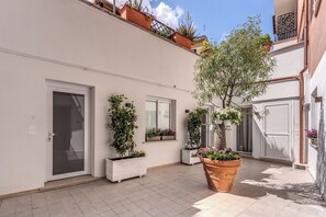 Exterior - LF Borgo Trastevere (Rome)
