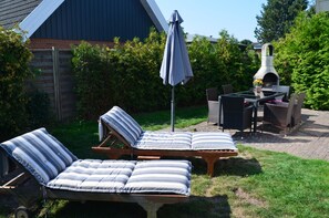 Outdoor dining - Vrbo Property (Grömitz - Ostsee)