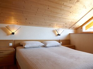 3 bedrooms, desk, Internet - Casa Vitali by Interhome (Olivone)