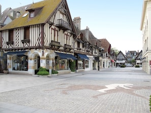 Exterior - Trouville Bay by Interhome (Deauville-Trouville)
