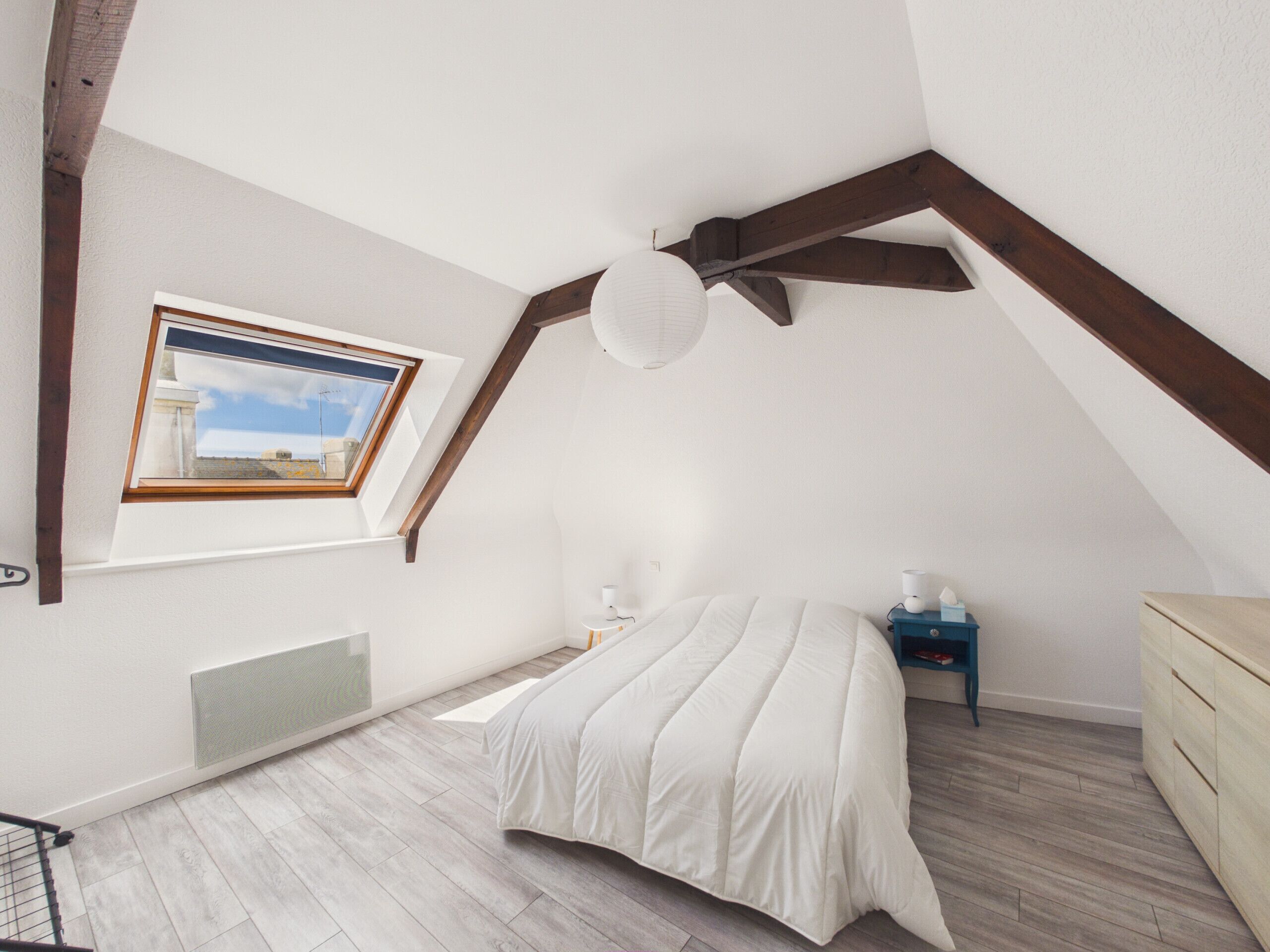 1 slaapkamer, een strijkplank/strijkijzer, gratis wifi