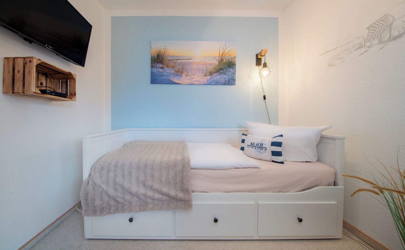 2 bedrooms, iron/ironing board, travel cot, free WiFi