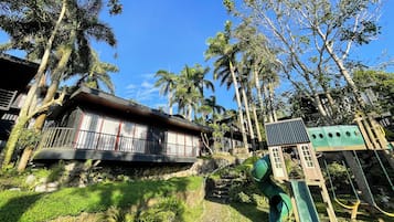 Bahagian luar