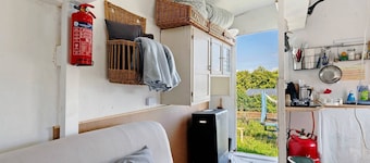 Bauwagen 'Natur Pur/No.7' with Private Terrace and Panoramic Countryside Views