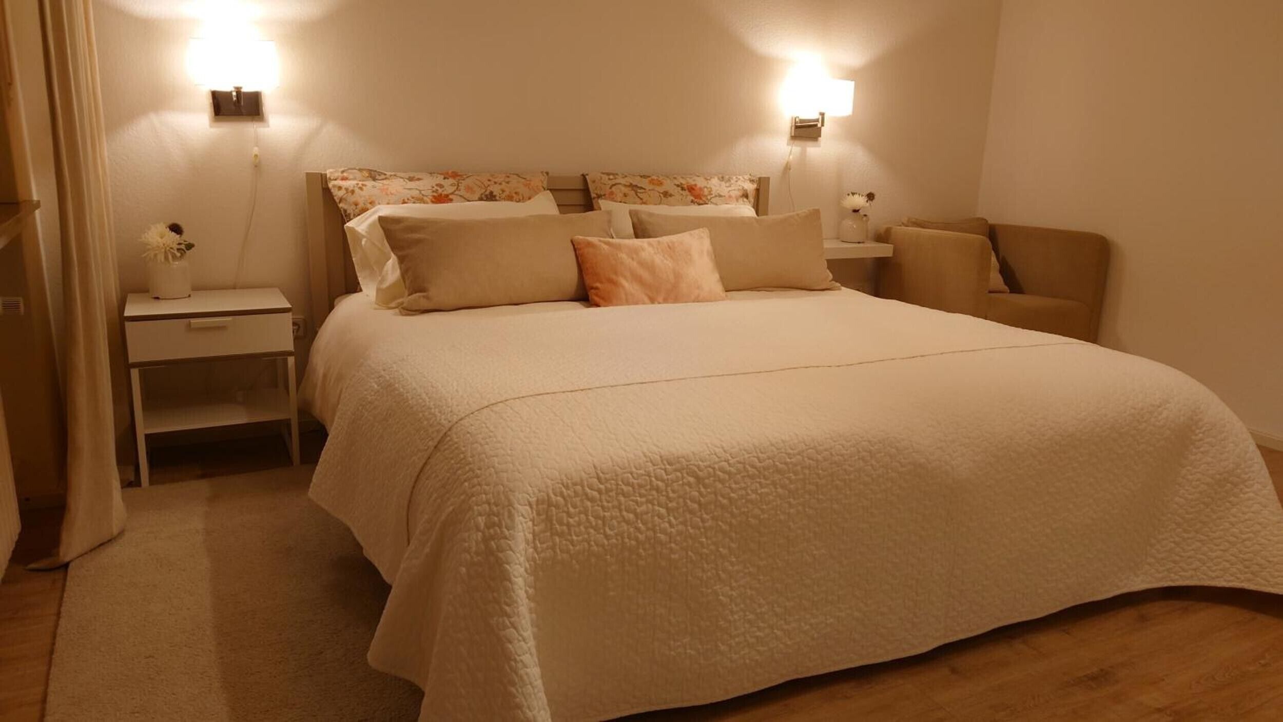 2 Schlafzimmer, Bügeleisen/Bügelbrett, WLAN, Bettwäsche