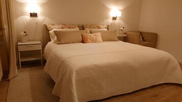 2 Schlafzimmer, Bügeleisen/Bügelbrett, WLAN, Bettwäsche