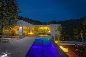 Pool - Ibiza sea view villa / private infinity pool in Salinas natural reserve / all AC (San Francesc de s’Estany)