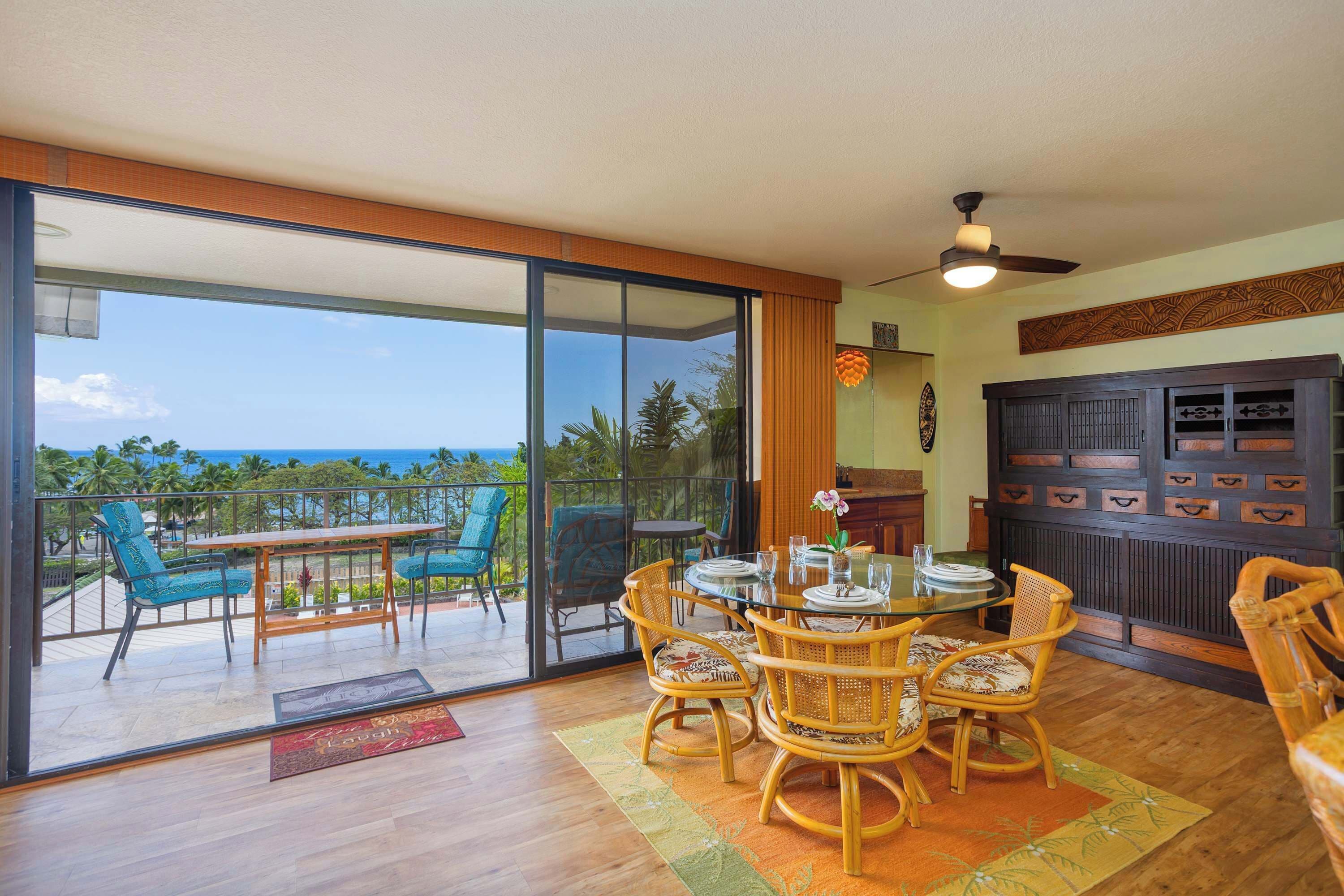 Condo, nhiều giường, lanai, quang cảnh biển (Sunset View at Kahaluu Bay Villas) | Khu ăn uống