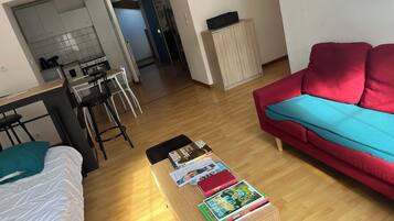 2 chambres, fer et planche Ă repasser, Wi-Fi, draps fournis