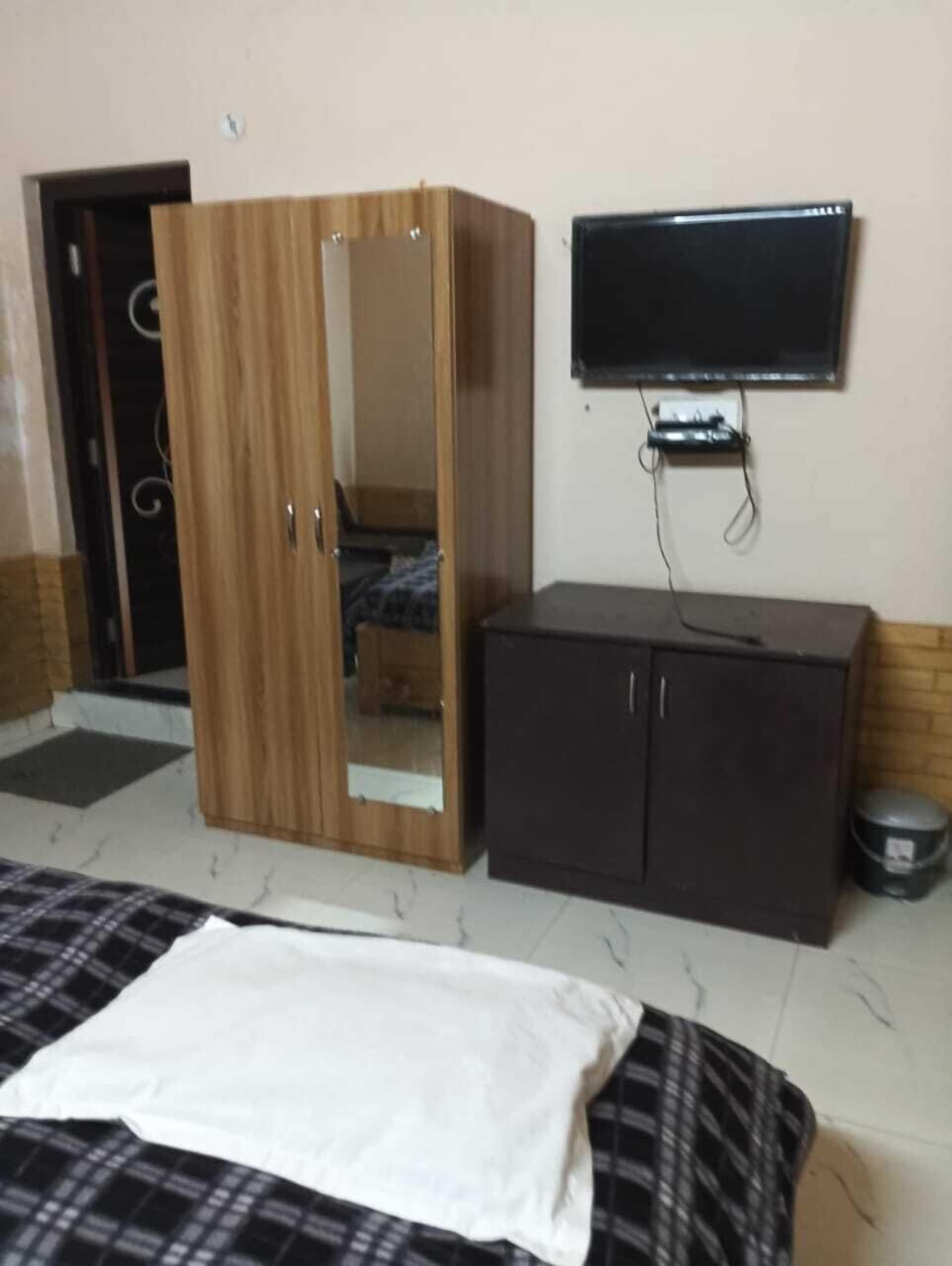 Quarto casal luxo, vista para a cidade | Escrivaninha, Wi-Fi de cortesia