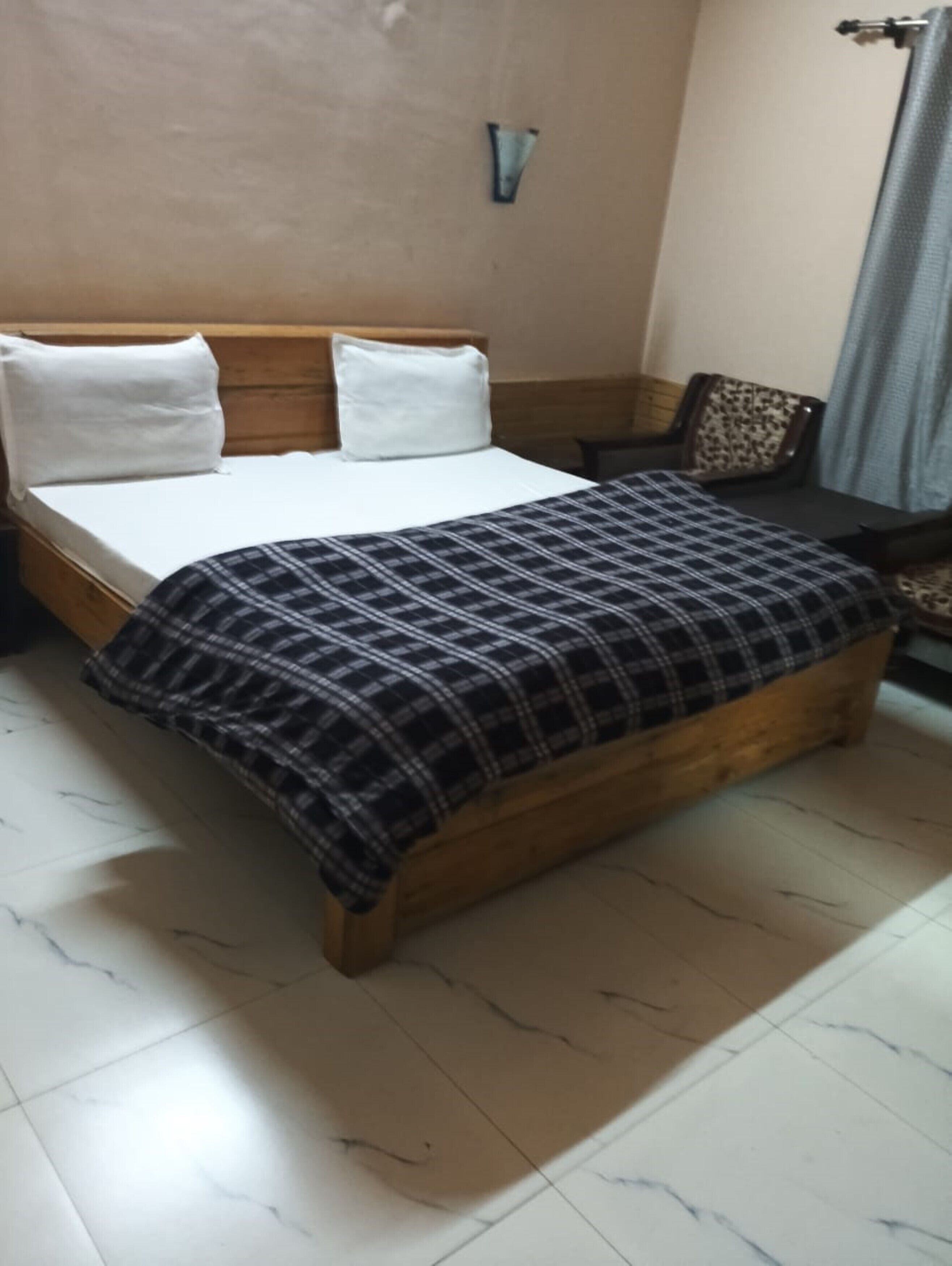 Deluxe Double Room, City View | Desk, free WiFi
