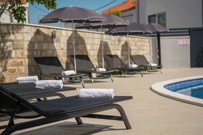 Terrace/patio - Above the Blue: 2BR Tranquil Horizon Pool&Terrace (Bosanka)