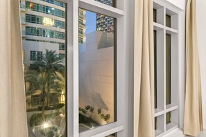 Interior - FIRST CLASS | 2BR | Walk to Burj & Dubai Mall (Downtown)